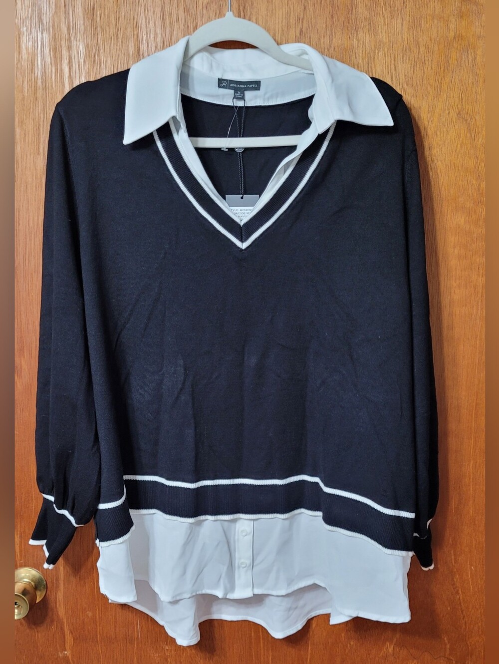 Adrianna Papell Black & White Layered V-Neck Sweater Top Size 2X NWT (1102)
